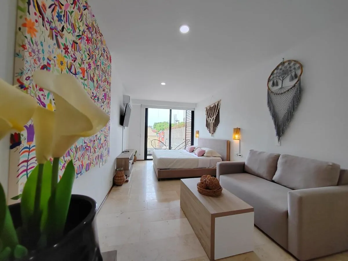 Playa Retreat With Pool, Near 5Th Avenue & Beach Playa del Carmen