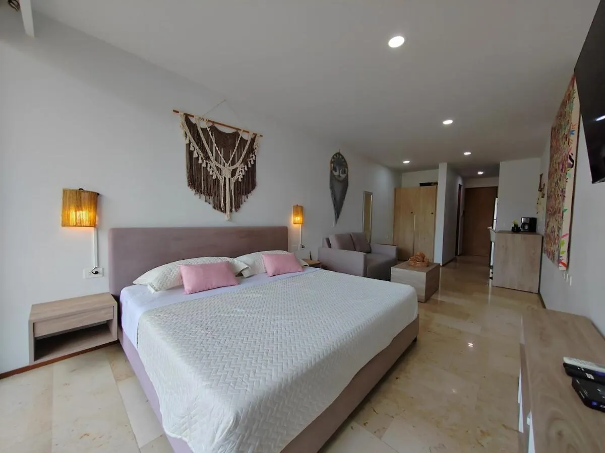 Playa Retreat With Pool, Near 5Th Avenue & Beach Playa del Carmen Apartament